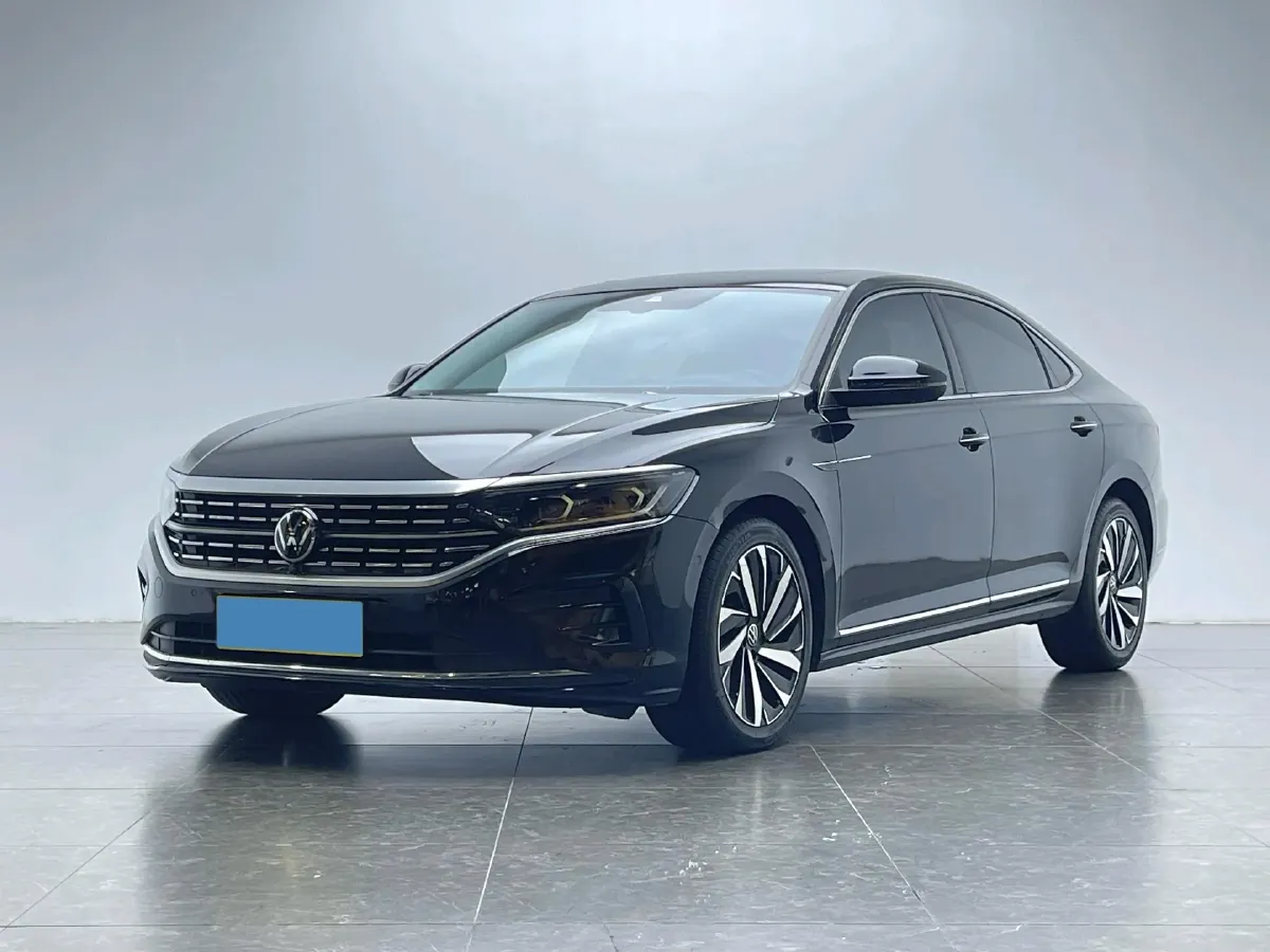 2023 Volkswagen Passat 2.0T 186HP L4 7DCT,autocango,china used car exporter,china ev exporter,chinese used car exporter,chinese used ev exporter