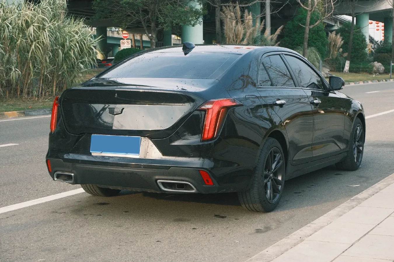 2022 Cadillac CT4 2.0T 237HP L4 8AT,autocango,china used car exporter,china ev exporter,chinese used car exporter,chinese used ev exporter