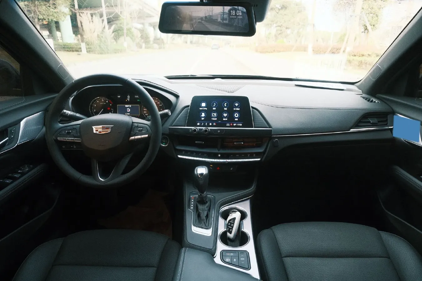 2022 Cadillac CT4 2.0T 237HP L4 8AT,autocango,china used car exporter,china ev exporter,chinese used car exporter,chinese used ev exporter