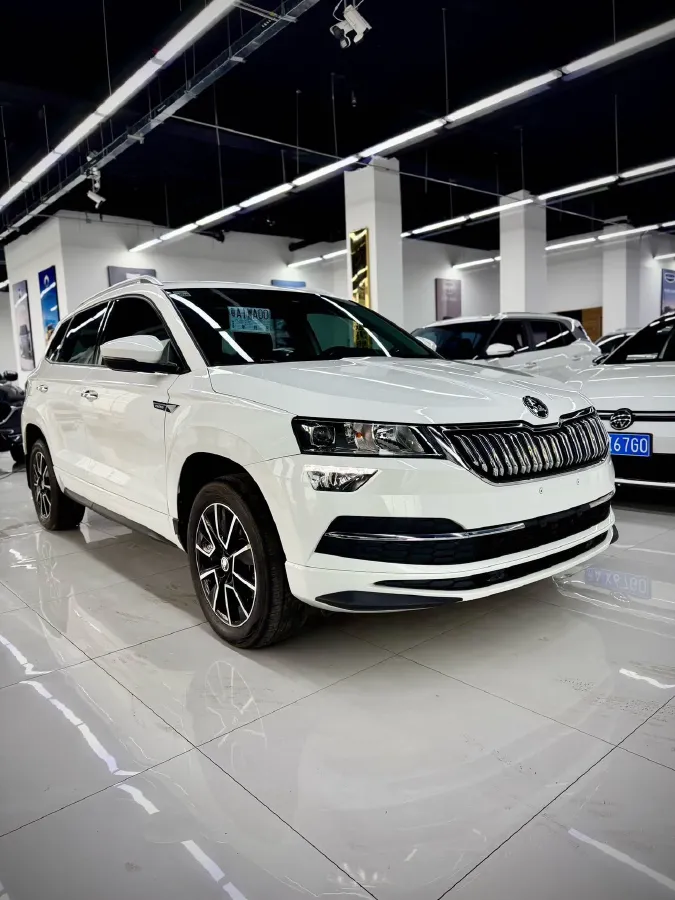 2023 Skoda Karoq 1.4T 150HP L4 7DCT,autocango,china used car exporter,china ev exporter,chinese used car exporter,chinese used ev exporter