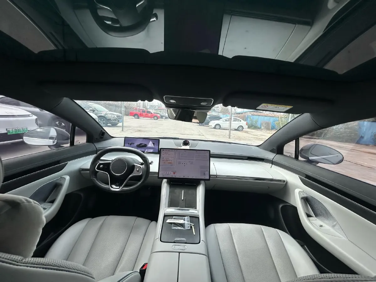 2024 Luxeed S7 BEV 100KWH,autocango,china used car exporter,china ev exporter,chinese used car exporter,chinese used ev exporter