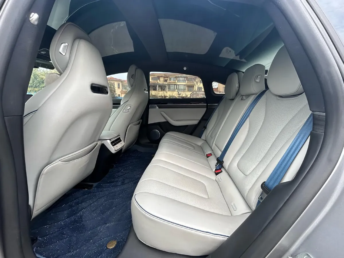 2024 Luxeed S7 BEV 100KWH,autocango,china used car exporter,china ev exporter,chinese used car exporter,chinese used ev exporter