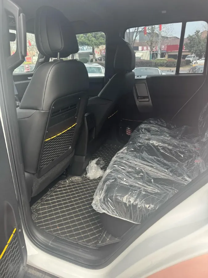 2025 Yufeng Auto Golden Warehouse BEV,autocango,china used car exporter,china ev exporter,chinese used car exporter,chinese used ev exporter