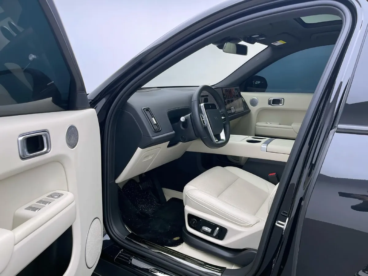 2024 Li L7 Range Extended 154HP REEV 42.8KWH,autocango,china used car exporter,china ev exporter,chinese used car exporter,chinese used ev exporter