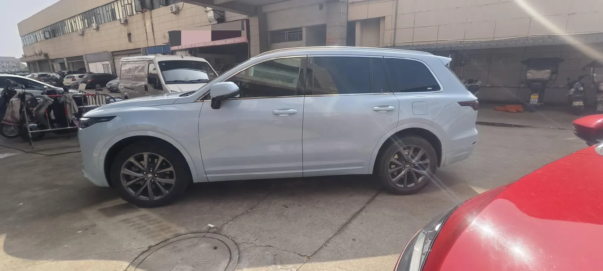 2020 Li ONE Range Extended 131HP REEV 40.5KWH,autocango,china used car exporter,china ev exporter,chinese used car exporter,chinese used ev exporter
