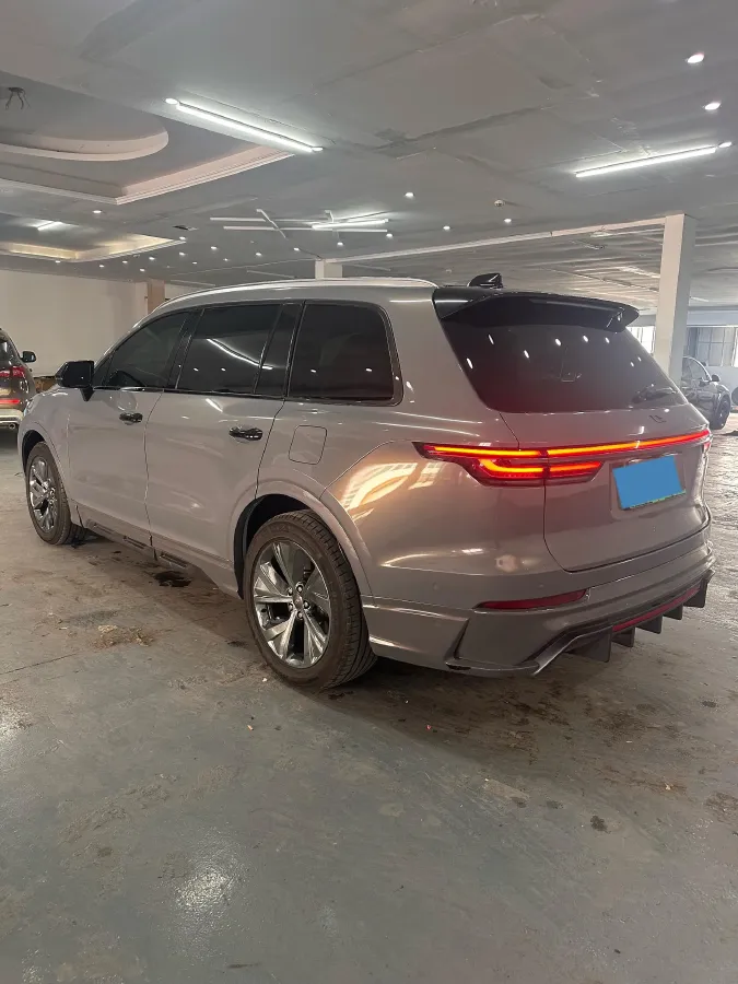 2021 Li ONE Range Extended 131HP REEV 40.5KWH,autocango,china used car exporter,china ev exporter,chinese used car exporter,chinese used ev exporter