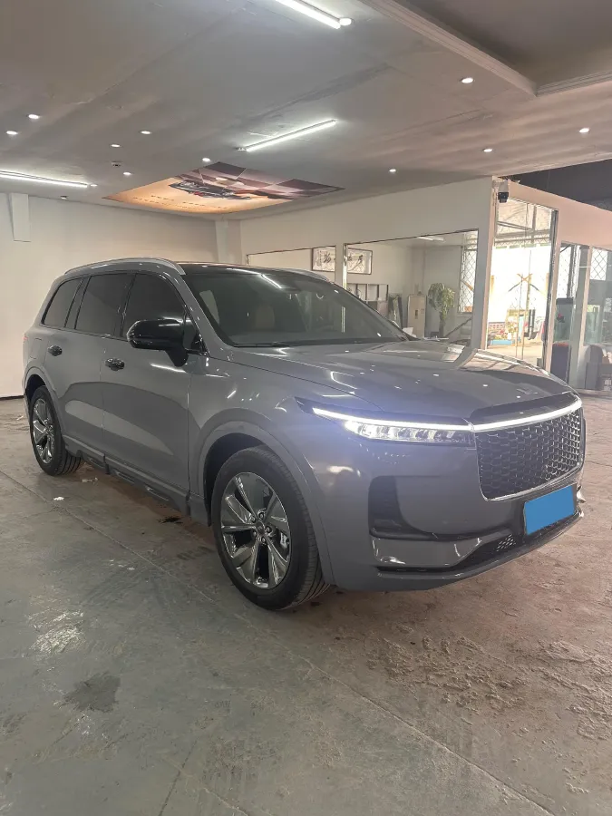 2021 Li ONE Range Extended 131HP REEV 40.5KWH,autocango,china used car exporter,china ev exporter,chinese used car exporter,chinese used ev exporter