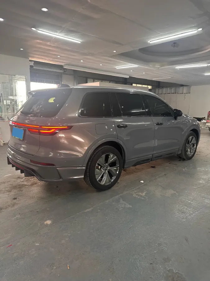 2021 Li ONE Range Extended 131HP REEV 40.5KWH,autocango,china used car exporter,china ev exporter,chinese used car exporter,chinese used ev exporter