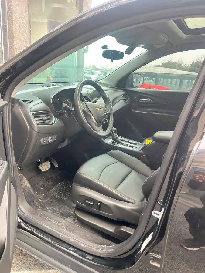 2021 Chevrolet Equinox 1.5T 169HP L4 6AT,autocango,china used car exporter,china ev exporter,chinese used car exporter,chinese used ev exporter