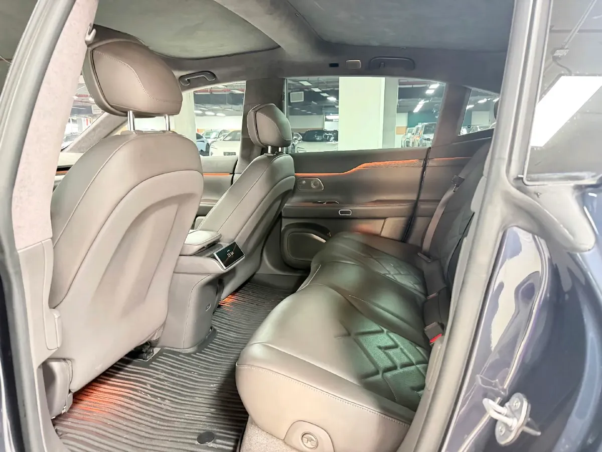 2021 Volkswagen ID.6 Crozz BEV 84.8KWH,autocango,china used car exporter,china ev exporter,chinese used car exporter,chinese used ev exporter