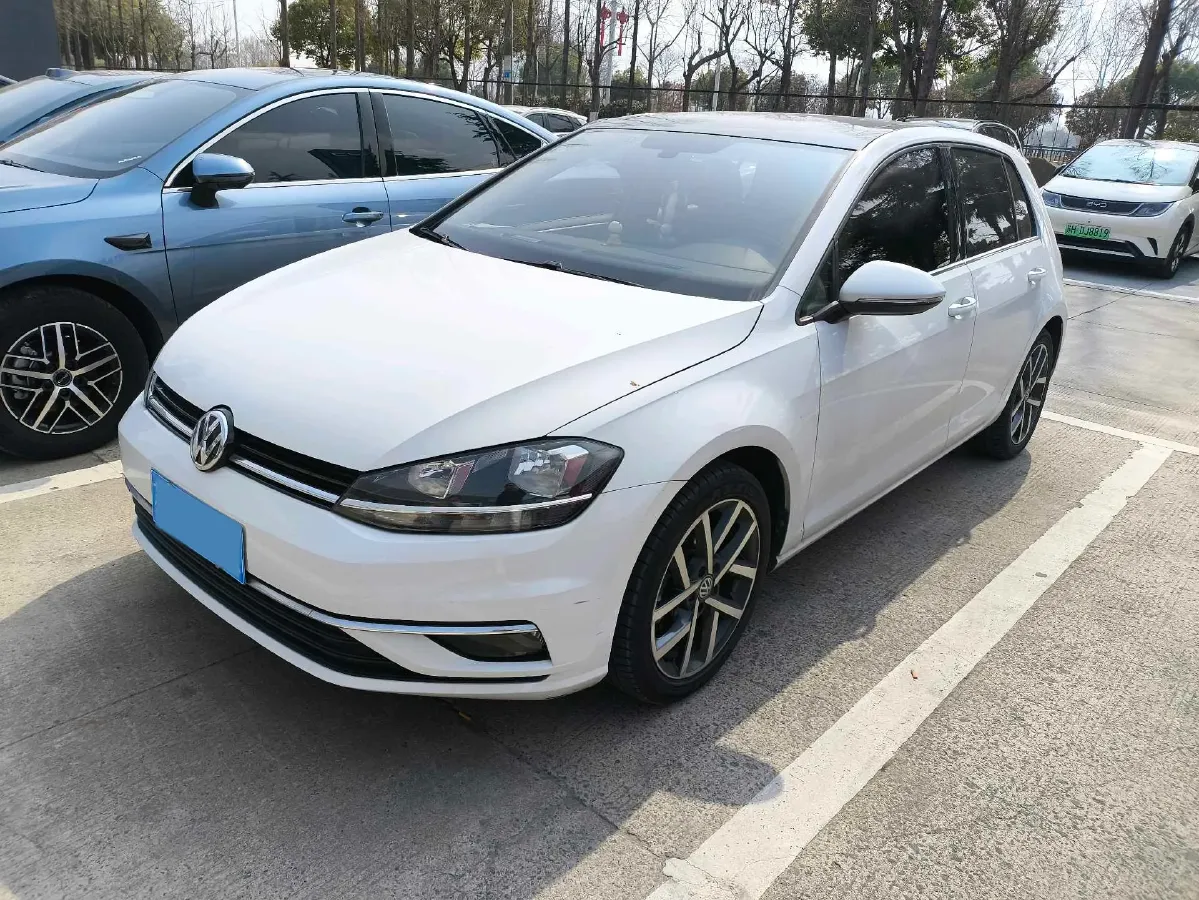 2019 Brilliance Auto V7 1.8T 231HP L4 7DCT,autocango,china used car exporter,china ev exporter,chinese used car exporter,chinese used ev exporter