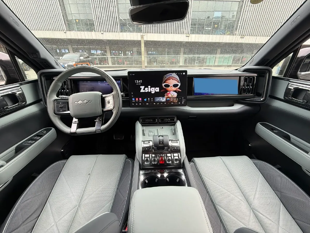 2023 FangChengBao Bao 5 1.5T 194HP L4 E-CVT PHEV 31.8KWH,autocango,china used car exporter,china ev exporter,chinese used car exporter,chinese used ev exporter