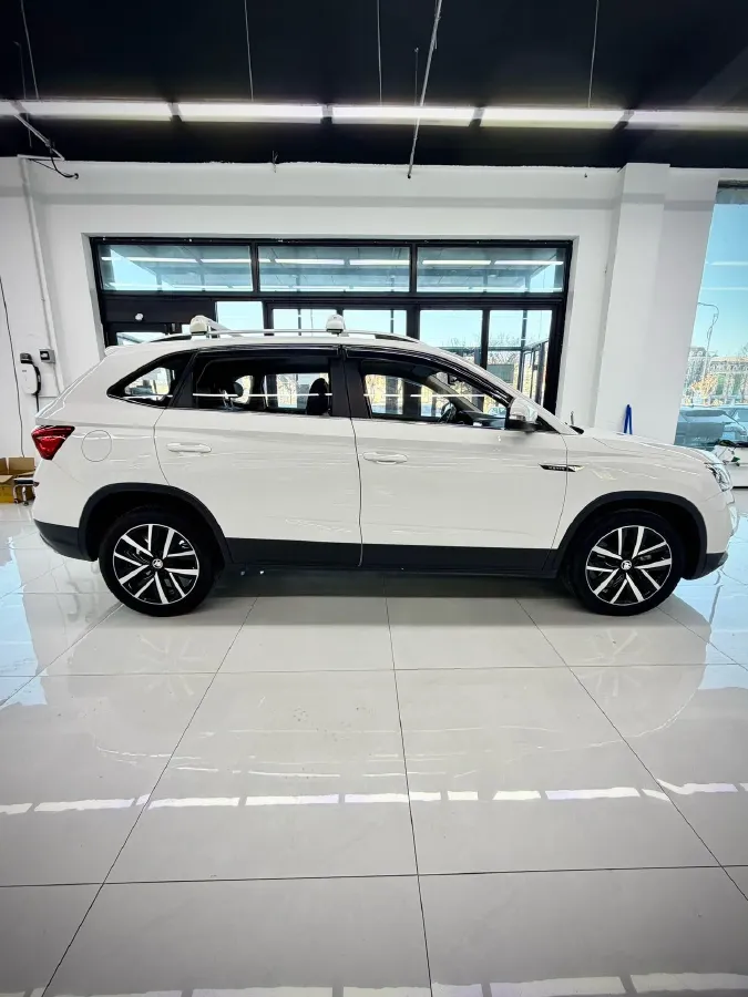 2021 Skoda Kamiq 1.5L 112HP L4 6AT,autocango,china used car exporter,china ev exporter,chinese used car exporter,chinese used ev exporter