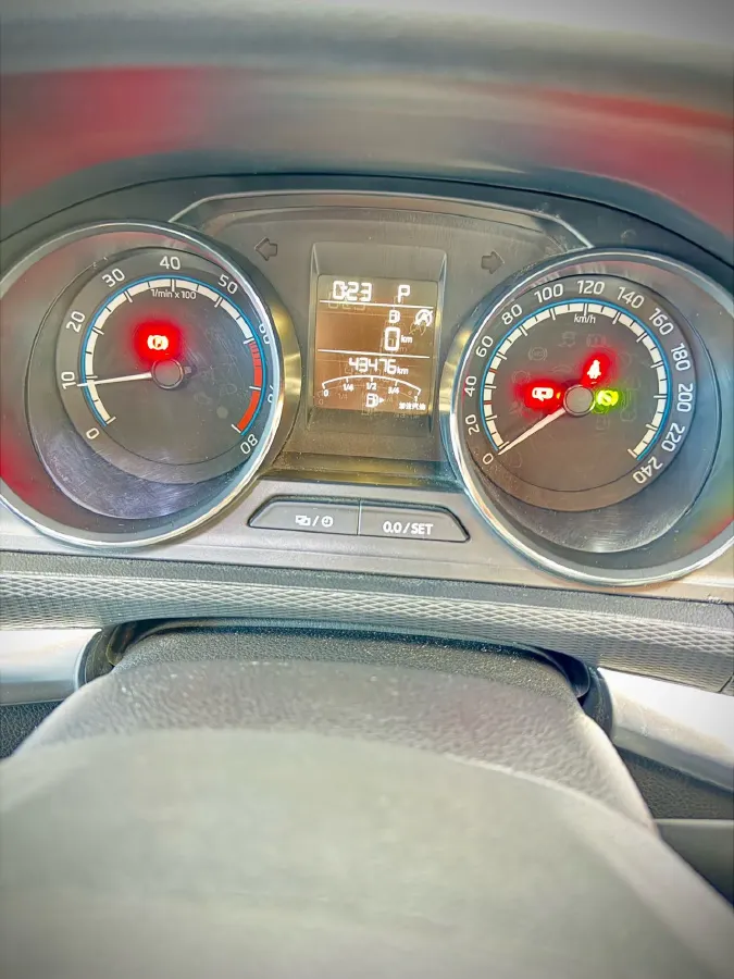 2021 Skoda Kamiq 1.5L 112HP L4 6AT,autocango,china used car exporter,china ev exporter,chinese used car exporter,chinese used ev exporter