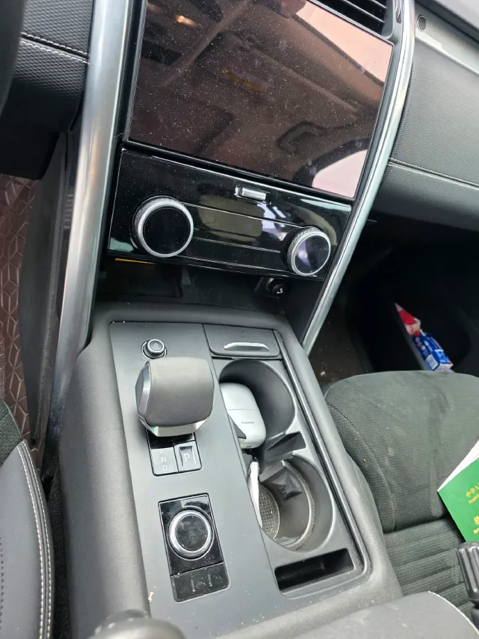 2021 Land Rover Discovery 3.0T 360HP L6 8AT,autocango,china used car exporter,china ev exporter,chinese used car exporter,chinese used ev exporter