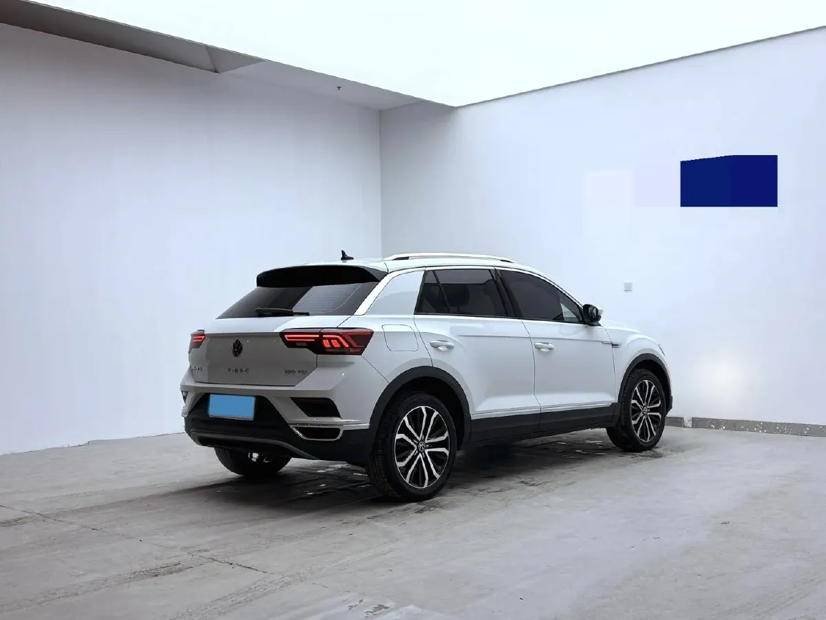 2021 Volkswagen T-Roc 1.4T 150HP L4 7DCT,autocango,china used car exporter,china ev exporter,chinese used car exporter,chinese used ev exporter