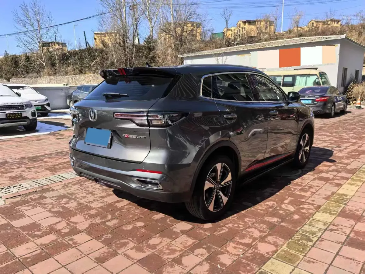 2022 ChangAn Oshan X7 Plus 1.5T 188HP L4 7DCT,autocango,china used car exporter,china ev exporter,chinese used car exporter,chinese used ev exporter