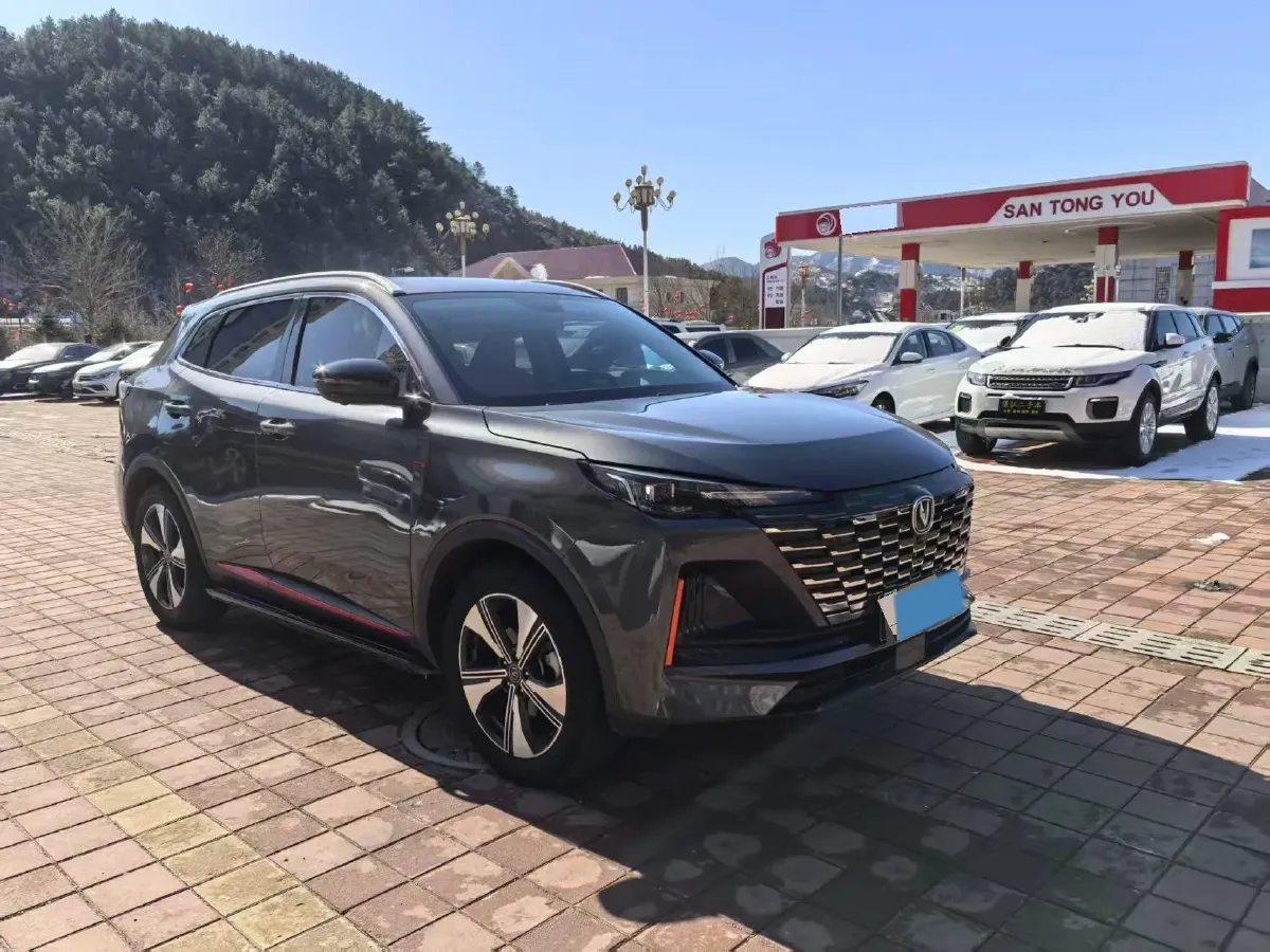 2022 ChangAn Oshan X7 Plus 1.5T 188HP L4 7DCT,autocango,china used car exporter,china ev exporter,chinese used car exporter,chinese used ev exporter
