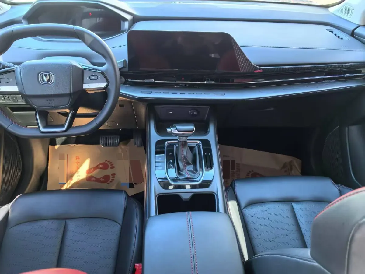 2022 ChangAn Oshan X7 Plus 1.5T 188HP L4 7DCT,autocango,china used car exporter,china ev exporter,chinese used car exporter,chinese used ev exporter