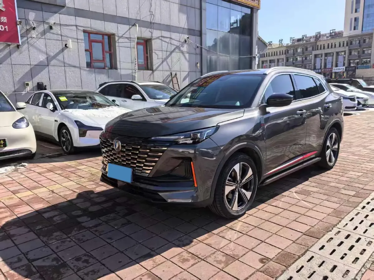 2022 ChangAn Oshan X7 Plus 1.5T 188HP L4 7DCT,autocango,china used car exporter,china ev exporter,chinese used car exporter,chinese used ev exporter