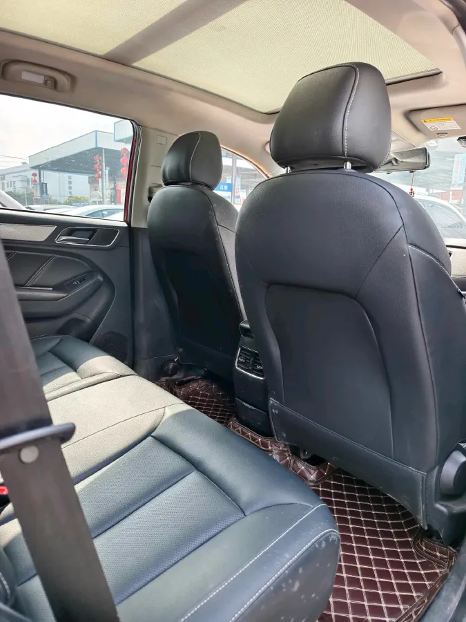 2019 Mitsubishi Eclipse Cross 1.5T 170HP L4 6MT,autocango,china used car exporter,china ev exporter,chinese used car exporter,chinese used ev exporter