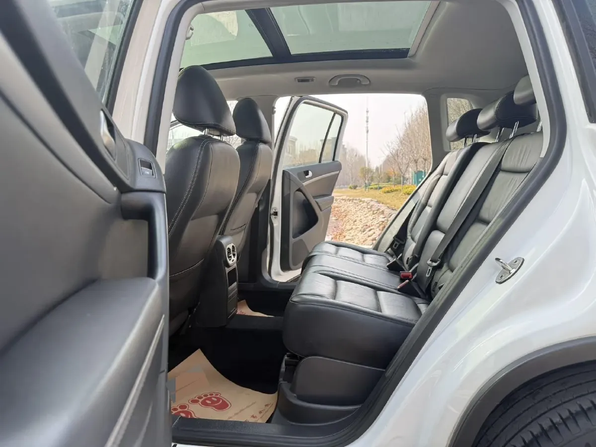 2017 Haval H9 2.0T 190HP L4 8AT,autocango,china used car exporter,china ev exporter,chinese used car exporter,chinese used ev exporter