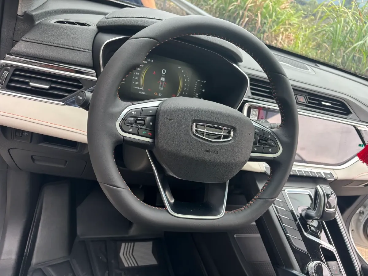 2022 Geely Azkarra 1.8T 184HP L4 7DCT,autocango,china used car exporter,china ev exporter,chinese used car exporter,chinese used ev exporter