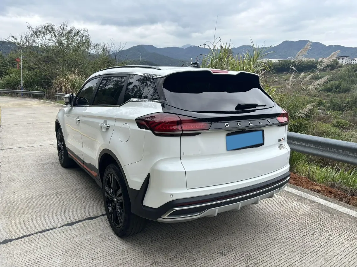 2022 Geely Azkarra 1.8T 184HP L4 7DCT,autocango,china used car exporter,china ev exporter,chinese used car exporter,chinese used ev exporter