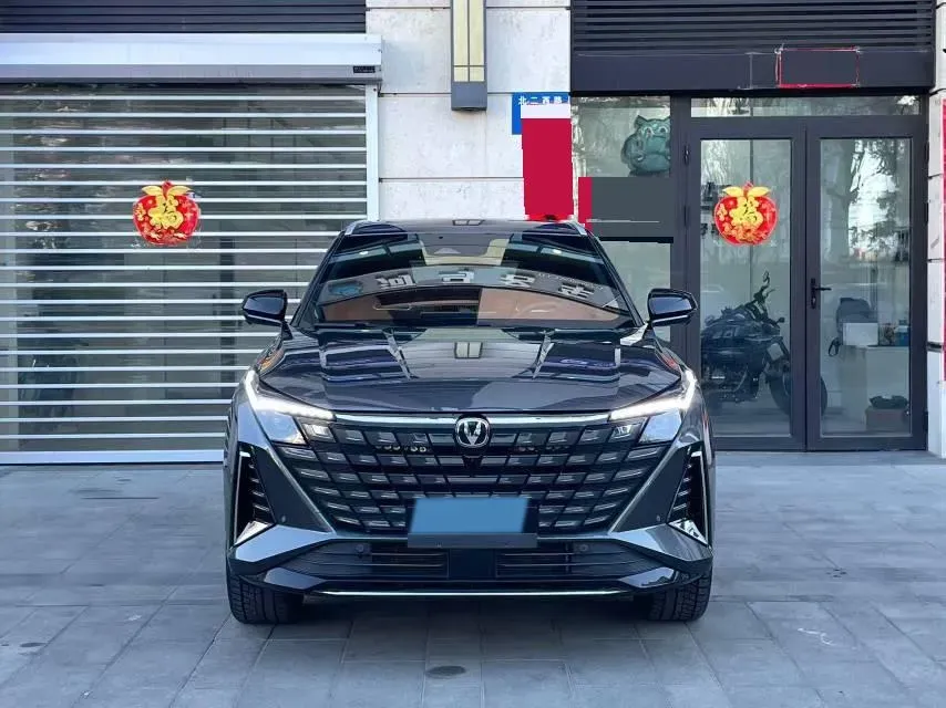 2025 ChangAn UNI-Z 1.5T 188HP L4 7DCT,autocango,china used car exporter,china ev exporter,chinese used car exporter,chinese used ev exporter