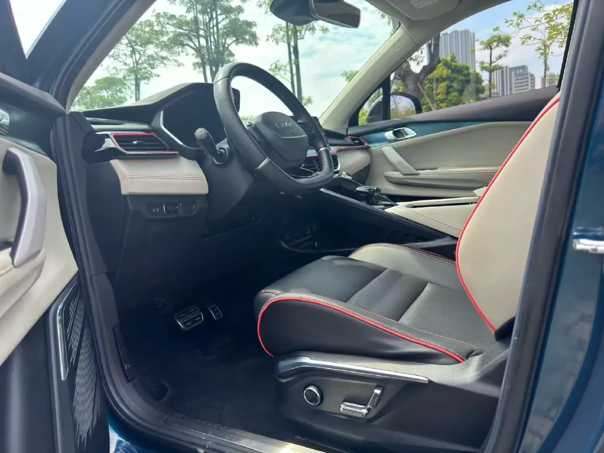 2020 LYNK&CO 06 1.5T 177HP L3 7DCT,autocango,china used car exporter,china ev exporter,chinese used car exporter,chinese used ev exporter