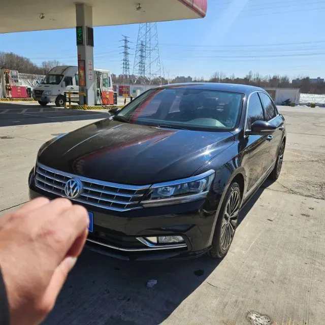 2017 Volkswagen Passat 1.8T 180HP L4 7DCT,autocango,china used car exporter,china ev exporter,chinese used car exporter,chinese used ev exporter