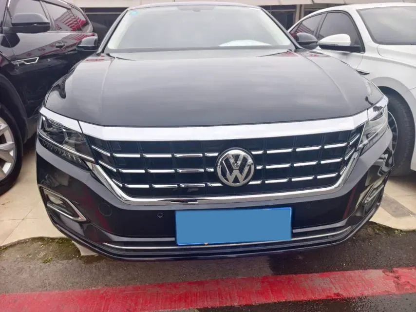 2020 Volkswagen Passat 2.0T 186HP L4 7DCT,autocango,china used car exporter,china ev exporter,chinese used car exporter,chinese used ev exporter