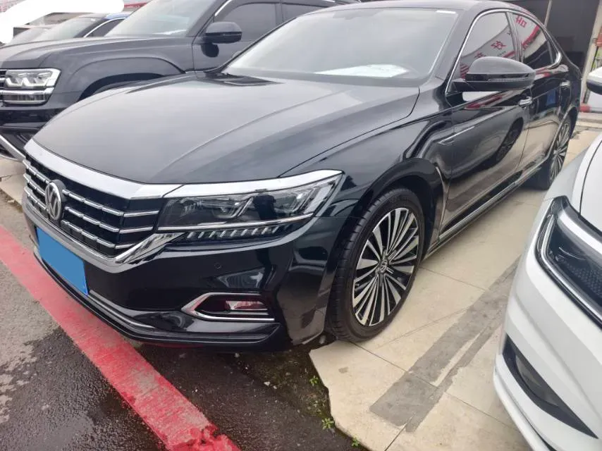 2020 Volkswagen Passat 2.0T 186HP L4 7DCT,autocango,china used car exporter,china ev exporter,chinese used car exporter,chinese used ev exporter