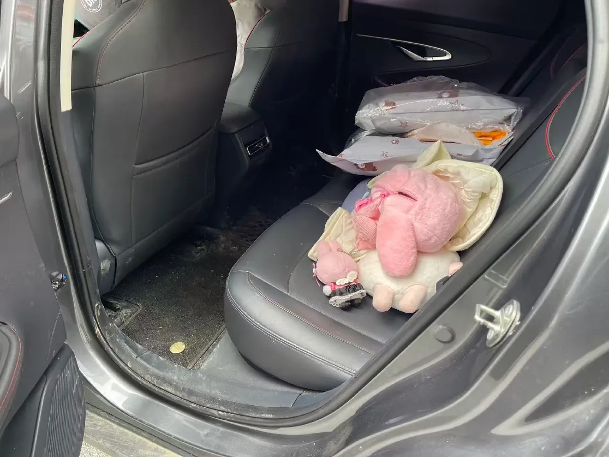 2020 ChangAn UNI-T 1.5T 180HP L4 7DCT,autocango,china used car exporter,china ev exporter,chinese used car exporter,chinese used ev exporter