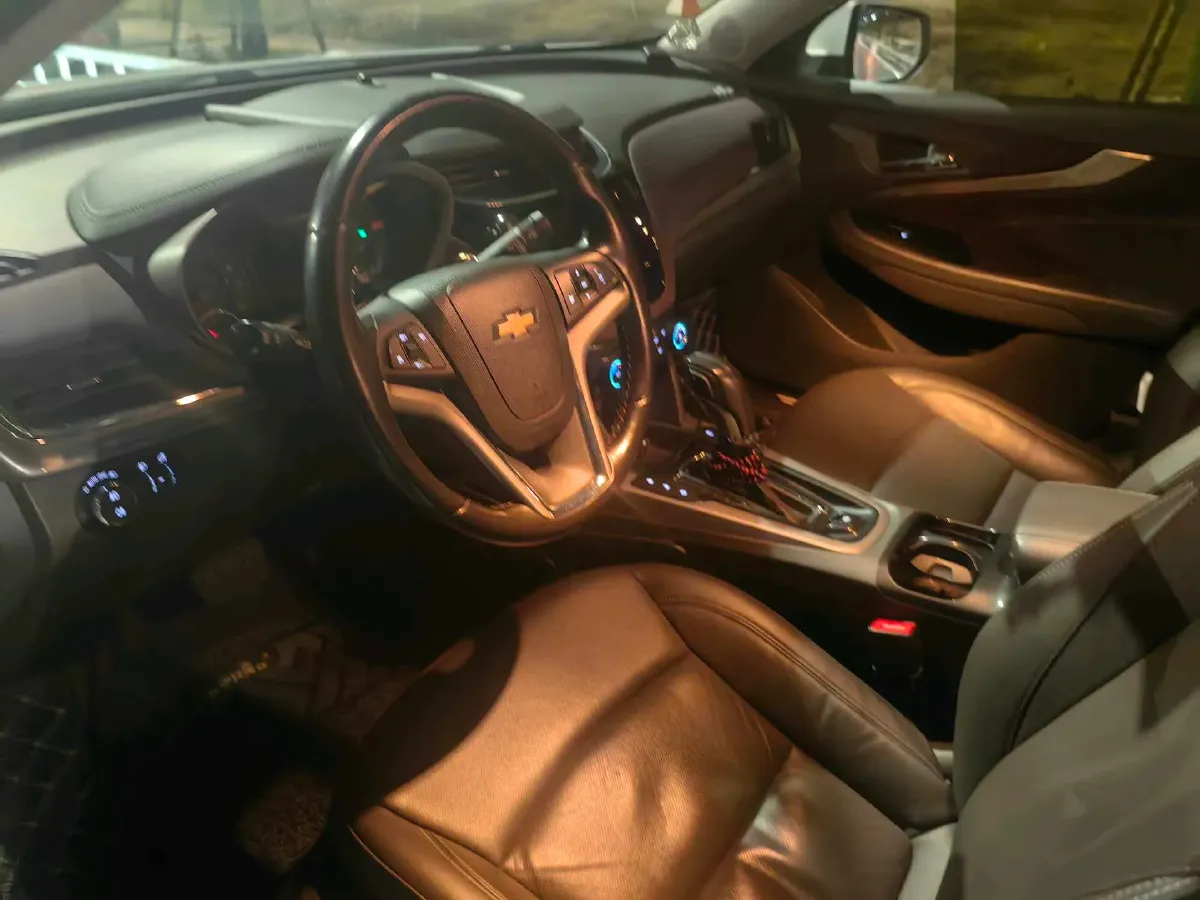 2018 Chevrolet Malibu 1.5T 170HP L4 6AT,autocango,china used car exporter,china ev exporter,chinese used car exporter,chinese used ev exporter