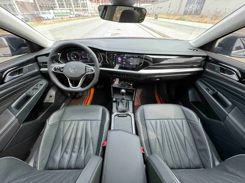 2023 Volkswagen Passat 2.0T 186HP L4 7DCT,autocango,china used car exporter,china ev exporter,chinese used car exporter,chinese used ev exporter