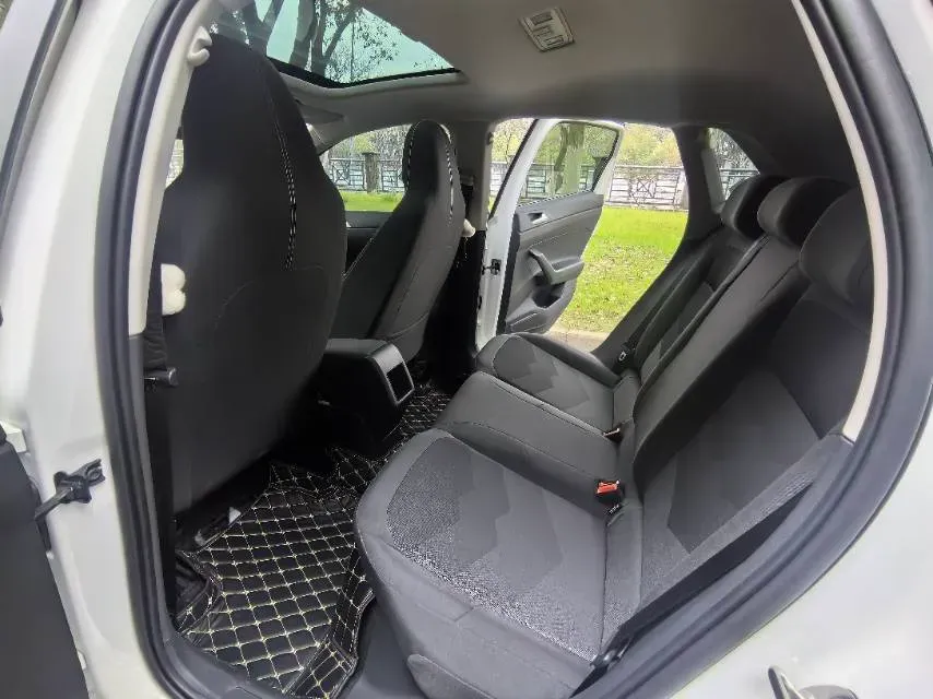 2023 Volkswagen Polo 1.5L 113HP L4 6AT,autocango,china used car exporter,china ev exporter,chinese used car exporter,chinese used ev exporter