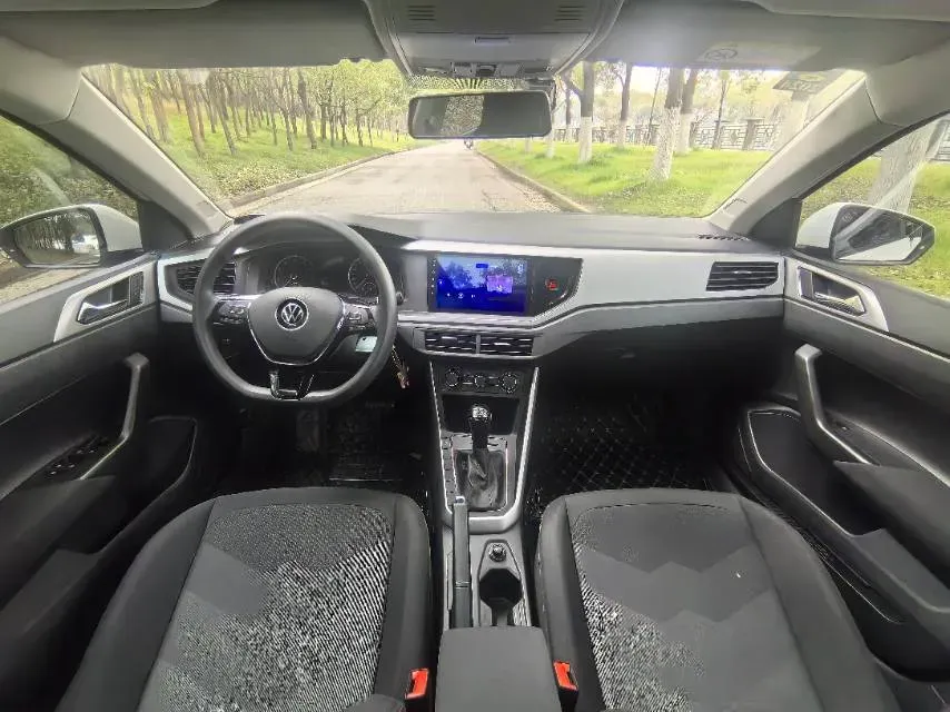 2023 Volkswagen Polo 1.5L 113HP L4 6AT,autocango,china used car exporter,china ev exporter,chinese used car exporter,chinese used ev exporter