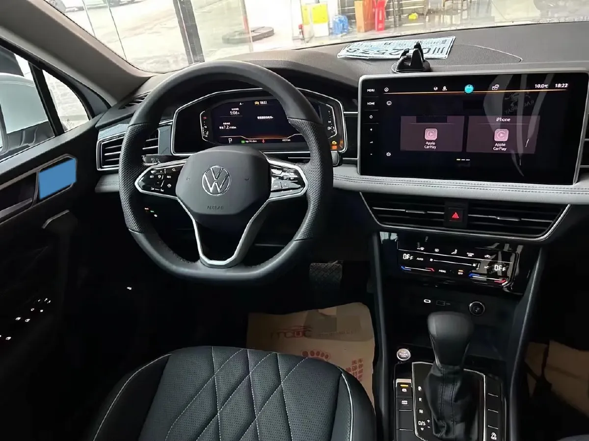 2023 Volkswagen Tiguan L 1.5T 160HP L4 7DCT,autocango,china used car exporter,china ev exporter,chinese used car exporter,chinese used ev exporter