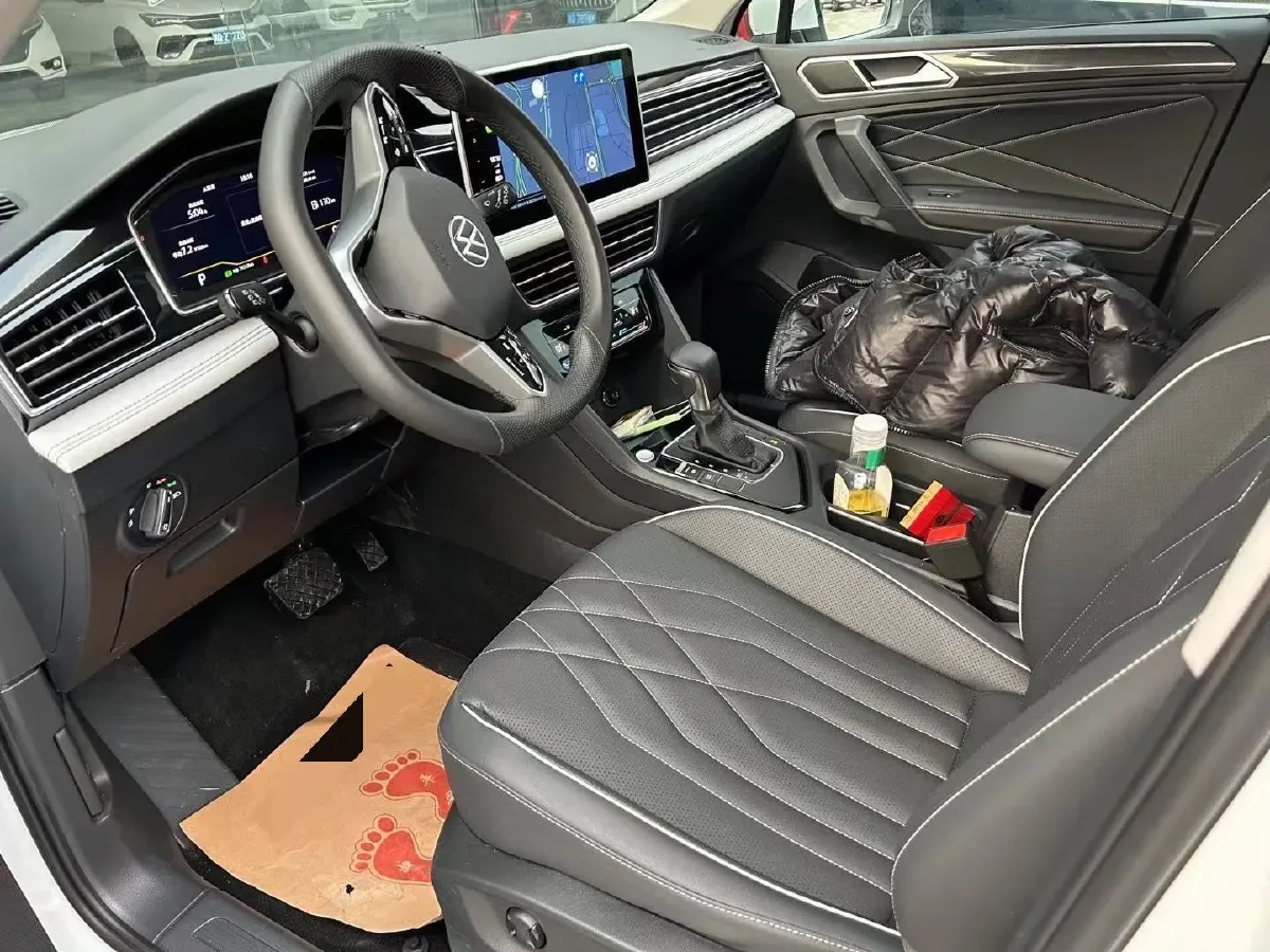 2023 Volkswagen Tiguan L 1.5T 160HP L4 7DCT,autocango,china used car exporter,china ev exporter,chinese used car exporter,chinese used ev exporter