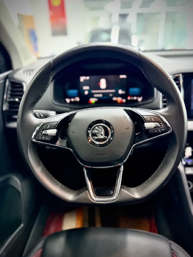 2022 Skoda Karoq 1.4T 150HP L4 7DCT,autocango,china used car exporter,china ev exporter,chinese used car exporter,chinese used ev exporter