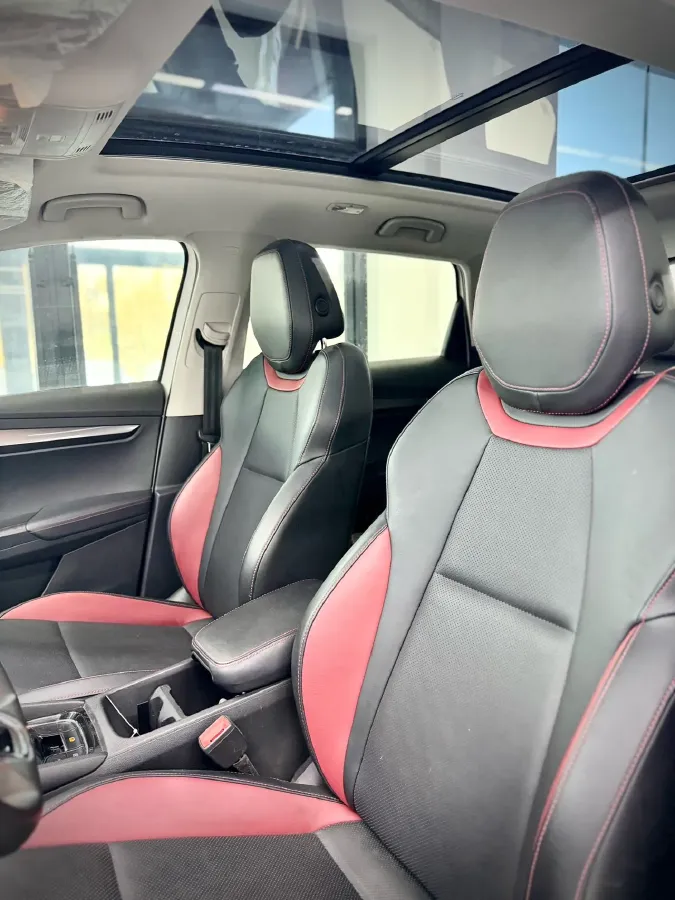 2022 Skoda Karoq 1.4T 150HP L4 7DCT,autocango,china used car exporter,china ev exporter,chinese used car exporter,chinese used ev exporter