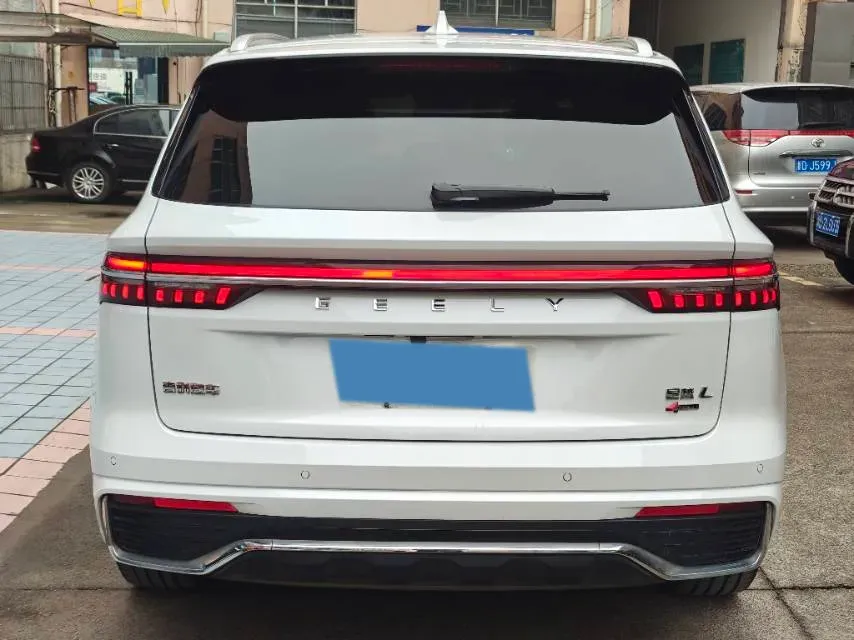 2021 Geely Monjaro 2.0T 238HP L4 8AT,autocango,china used car exporter,china ev exporter,chinese used car exporter,chinese used ev exporter