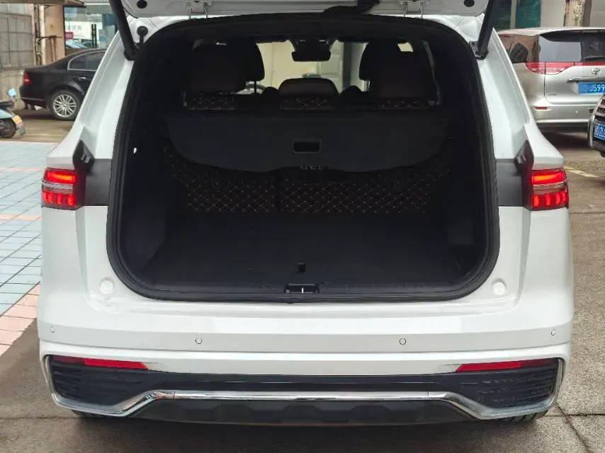 2021 Geely Monjaro 2.0T 238HP L4 8AT,autocango,china used car exporter,china ev exporter,chinese used car exporter,chinese used ev exporter