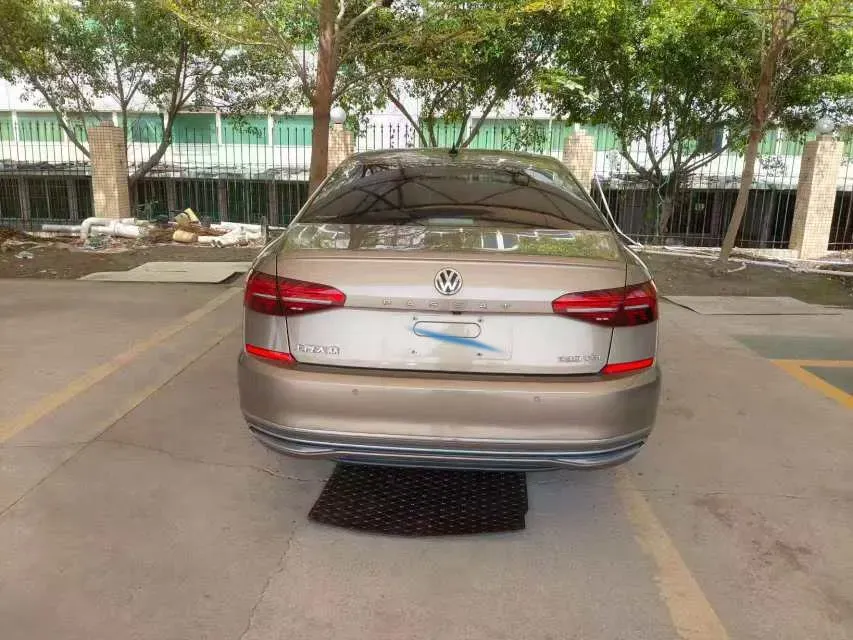 2019 Skoda Kodiak 2.0T 186HP L4 7DCT,autocango,china used car exporter,china ev exporter,chinese used car exporter,chinese used ev exporter