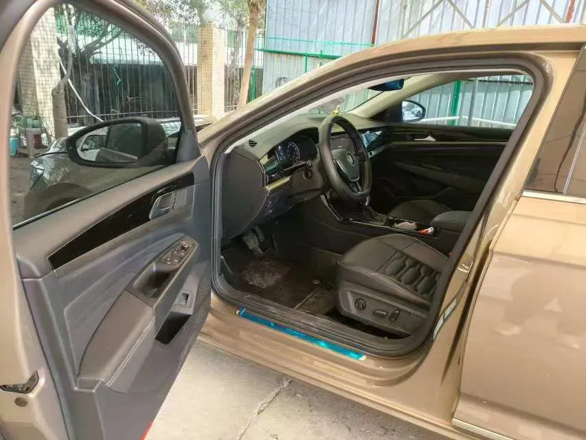 2019 Skoda Kodiak 2.0T 186HP L4 7DCT,autocango,china used car exporter,china ev exporter,chinese used car exporter,chinese used ev exporter