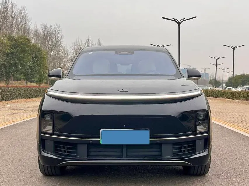 2023 Li L8 Range Extended 154HP REEV 40.9KWH,autocango,china used car exporter,china ev exporter,chinese used car exporter,chinese used ev exporter