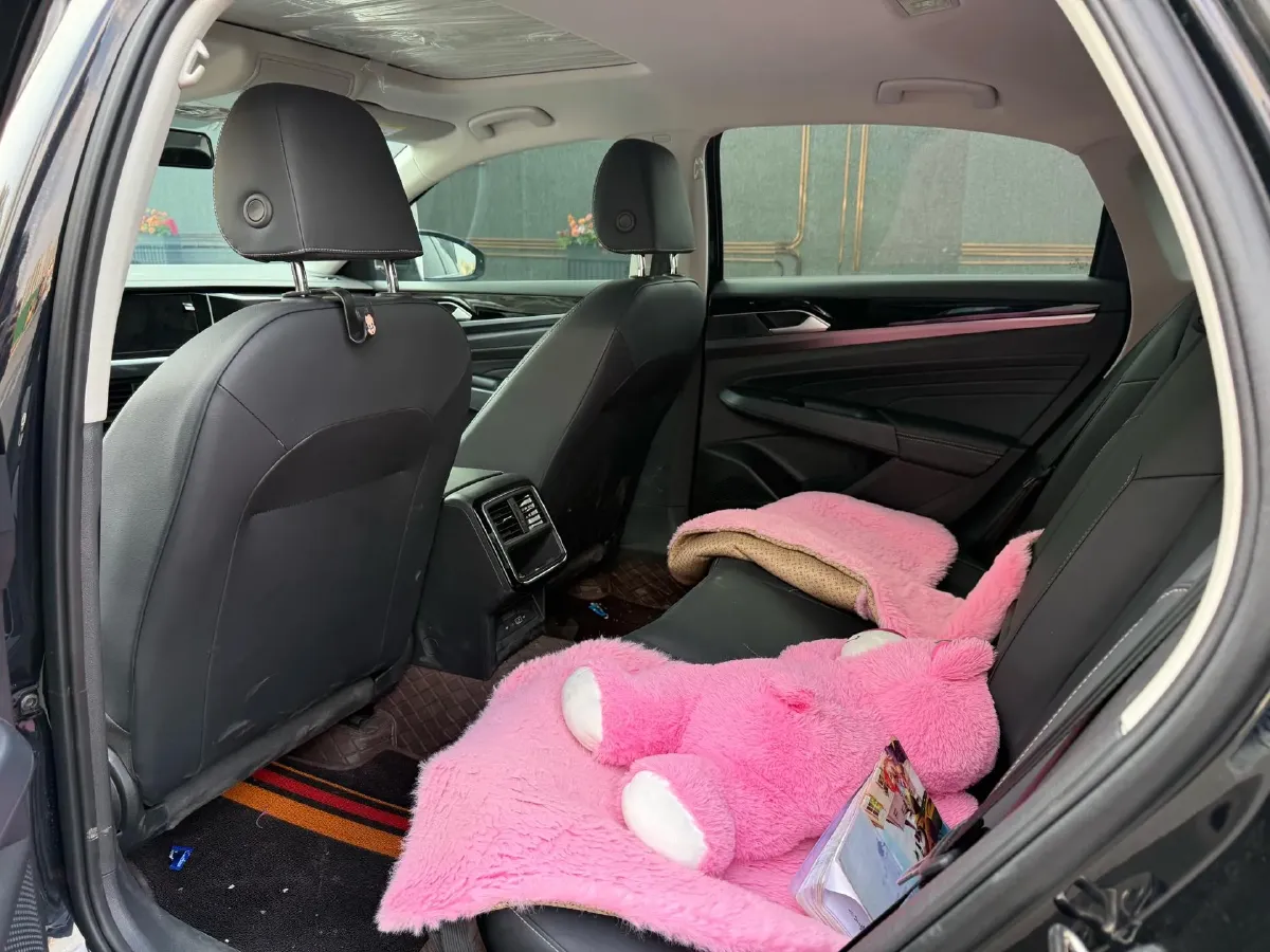 2025 Volkswagen Passat 1.4T 150HP L4 7DCT,autocango,china used car exporter,china ev exporter,chinese used car exporter,chinese used ev exporter