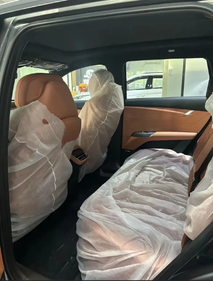 2025 ChangAn CS75 Plus 1.5T 192HP L4 8AT,autocango,china used car exporter,china ev exporter,chinese used car exporter,chinese used ev exporter