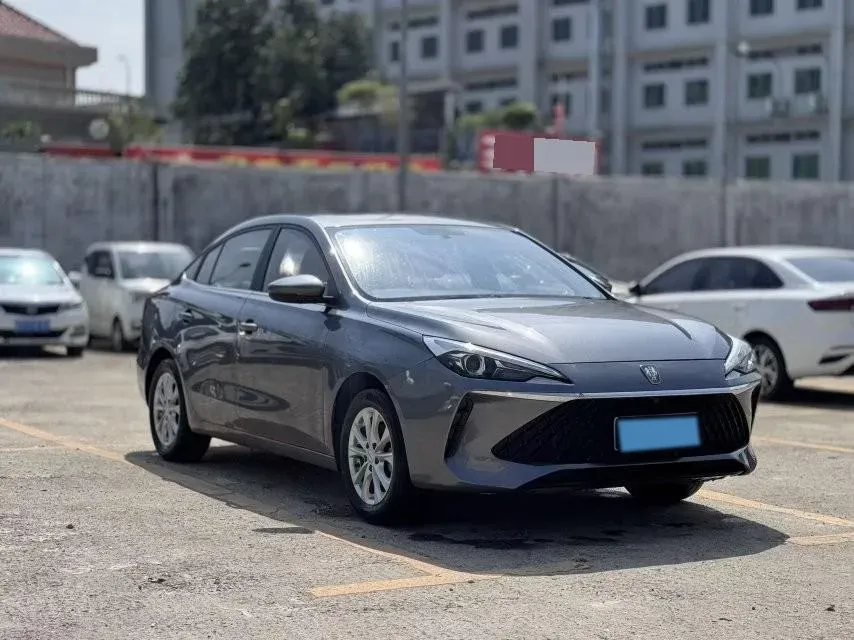 2023 Roewe i5 1.5L 129HP L4 CVT,autocango,china used car exporter,china ev exporter,chinese used car exporter,chinese used ev exporter